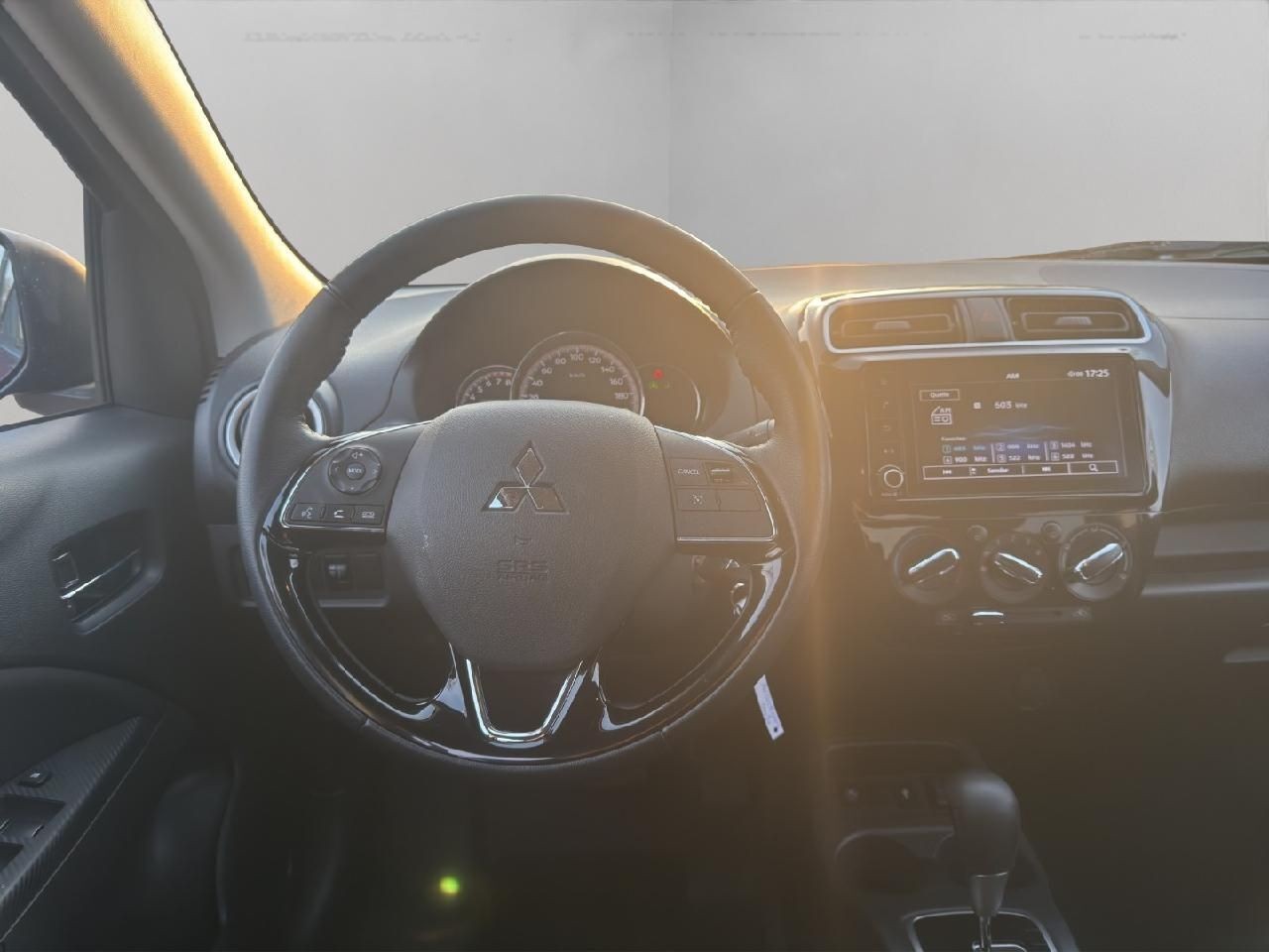 Mitsubishi Space Star Select+