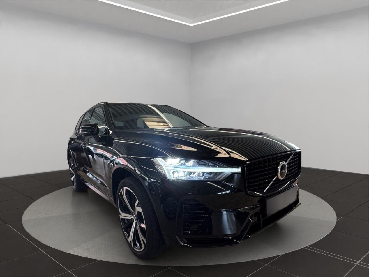 Volvo XC60 Ultimate Dark Recharge Plug-In Hybrid AWD