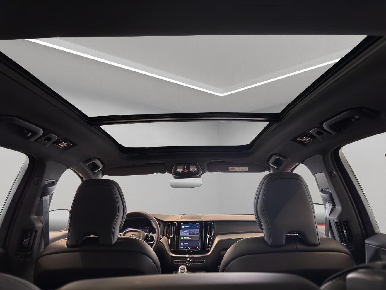 Volvo XC60 Ultimate Dark Recharge Plug-In Hybrid AWD