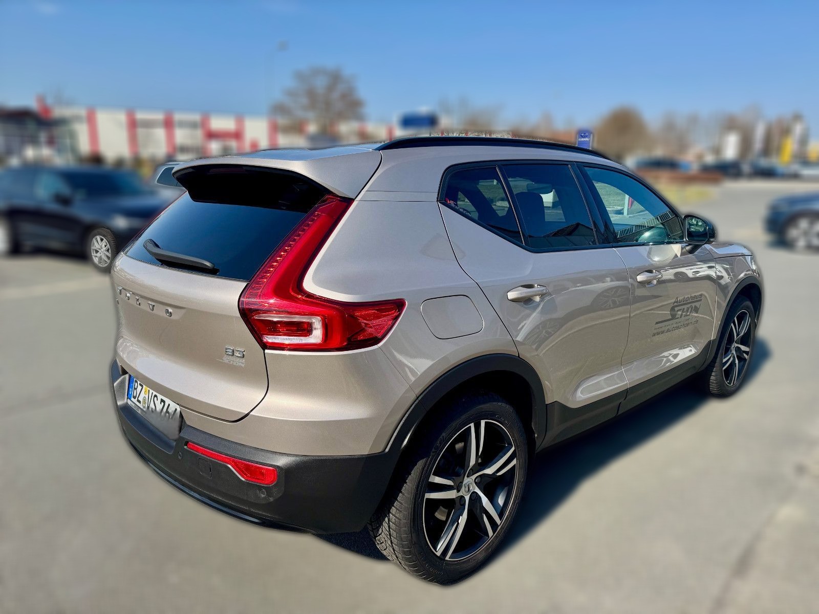 Volvo XC40 XC40 B3 Plus Dark Automatik