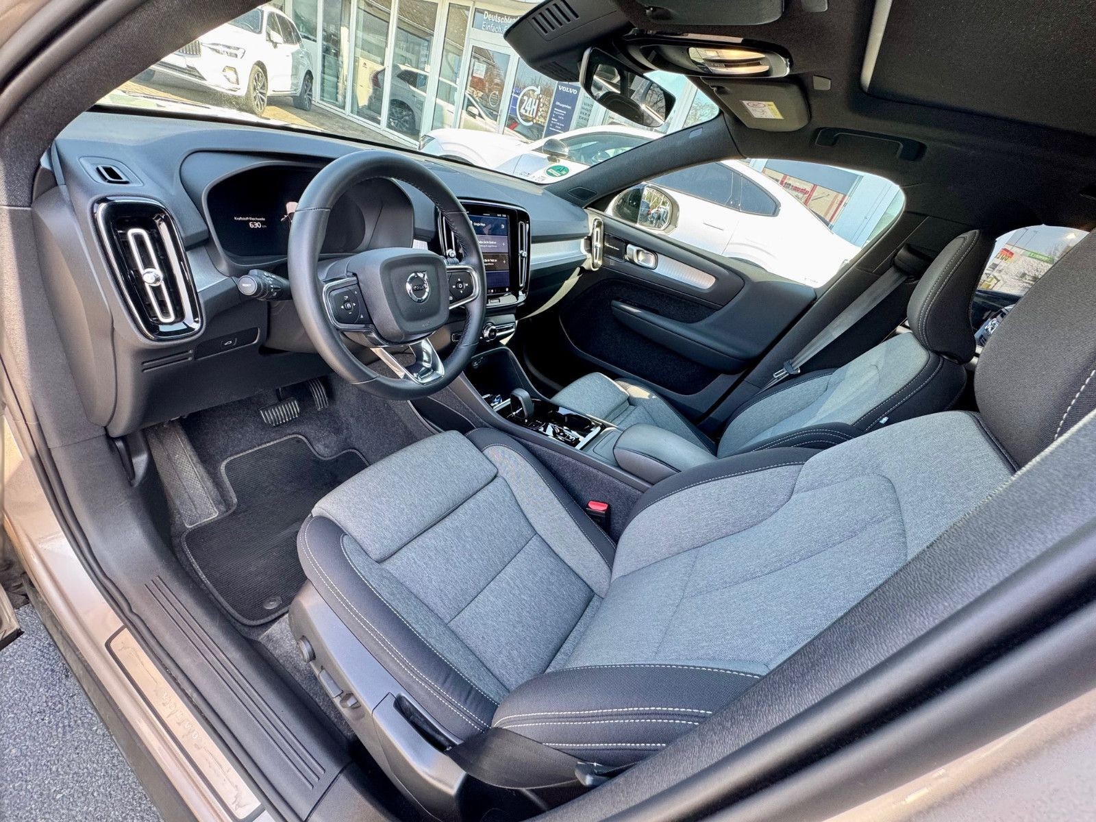 Volvo XC40 XC40 B3 Plus Dark Automatik