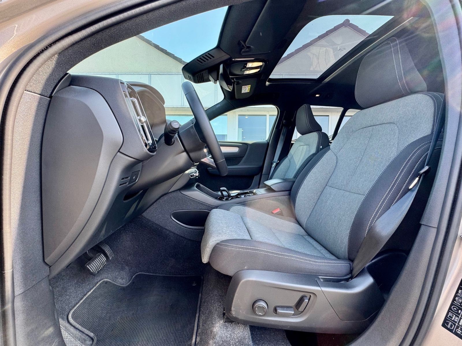 Volvo XC40 XC40 B3 Plus Dark Automatik