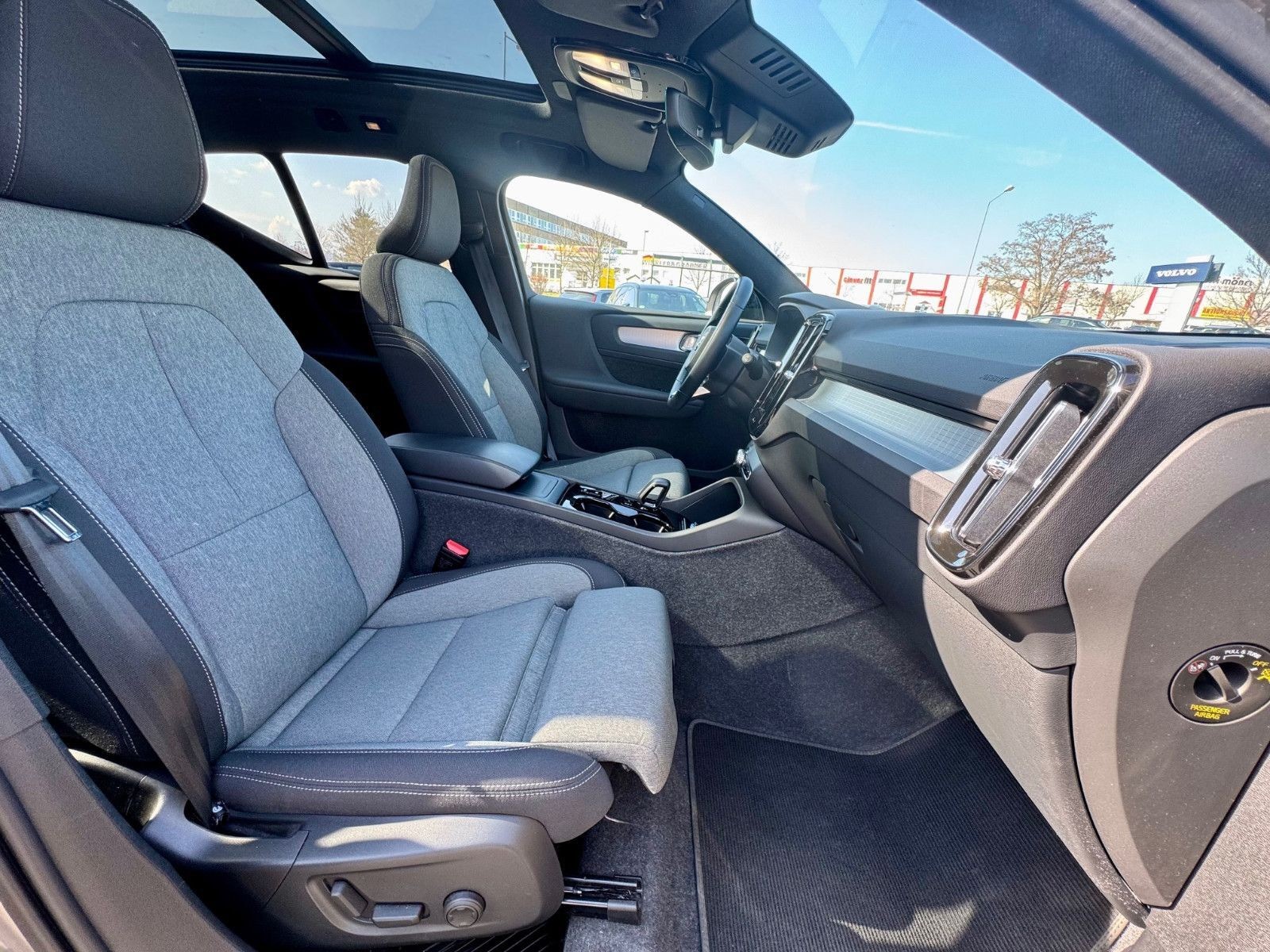 Volvo XC40 XC40 B3 Plus Dark Automatik