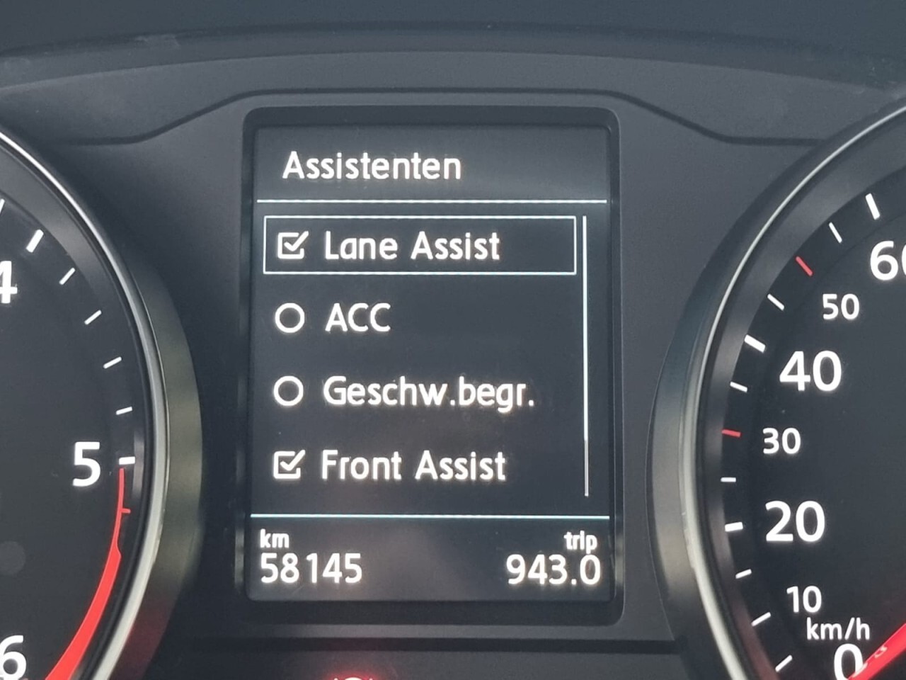 Volkswagen Passat 2.0 TDI DSG,ORI.58Tkm,LED,AHK,VW GARANTIE