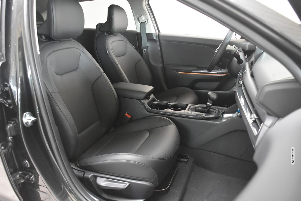 Kia K4 1.6 DCT Spirit 360°Kam HeadUp HarmKardon
