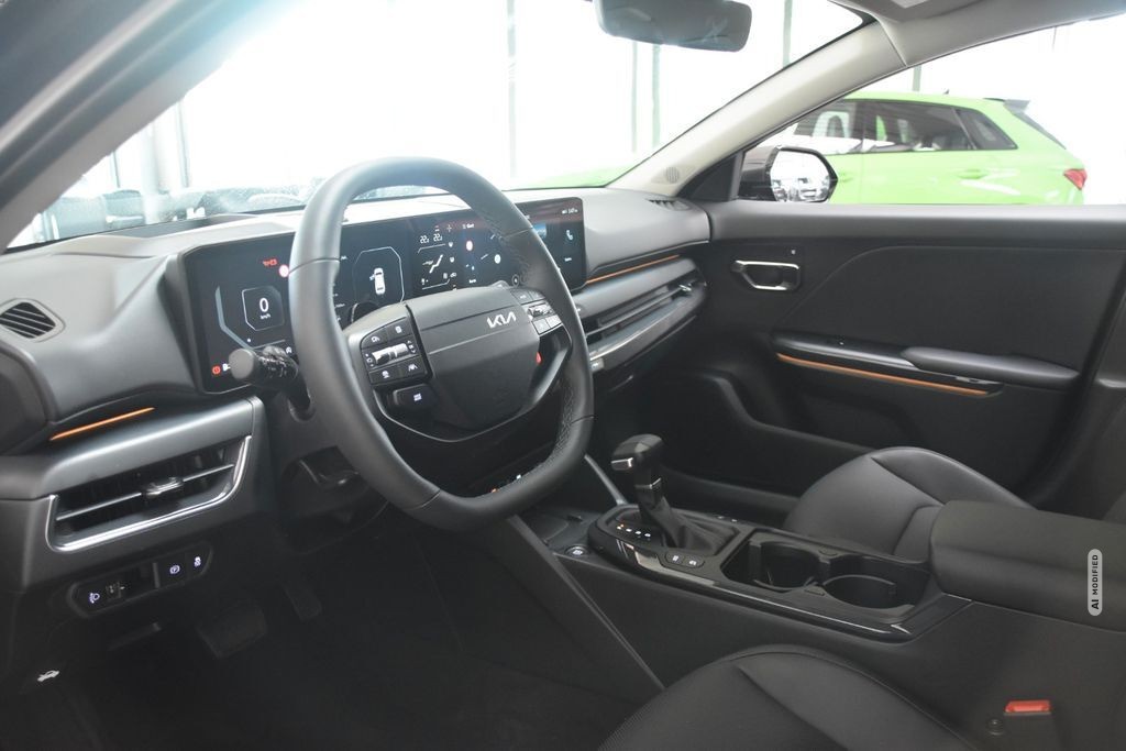 Kia K4 1.6 DCT Spirit 360°Kam HeadUp HarmKardon