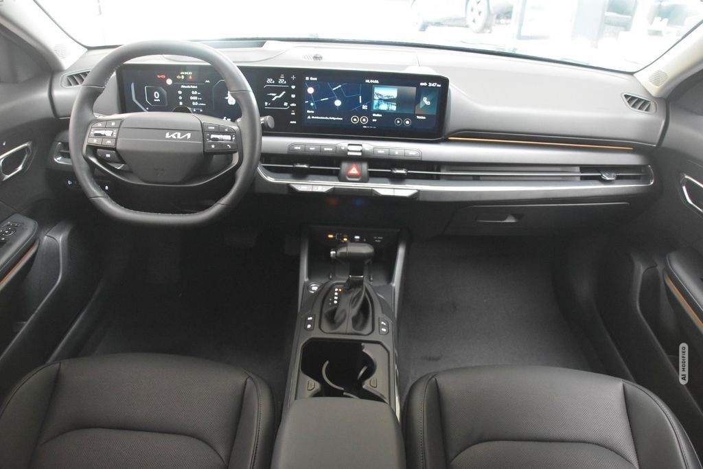 Kia K4 1.6 DCT Spirit 360°Kam HeadUp HarmKardon