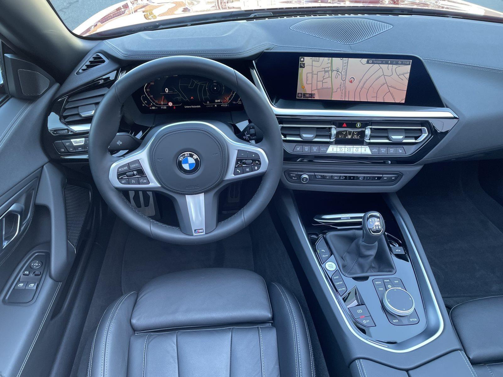 BMW Z4 M SPORTPAKET HIFI DAB SHZ PDC ALU 18