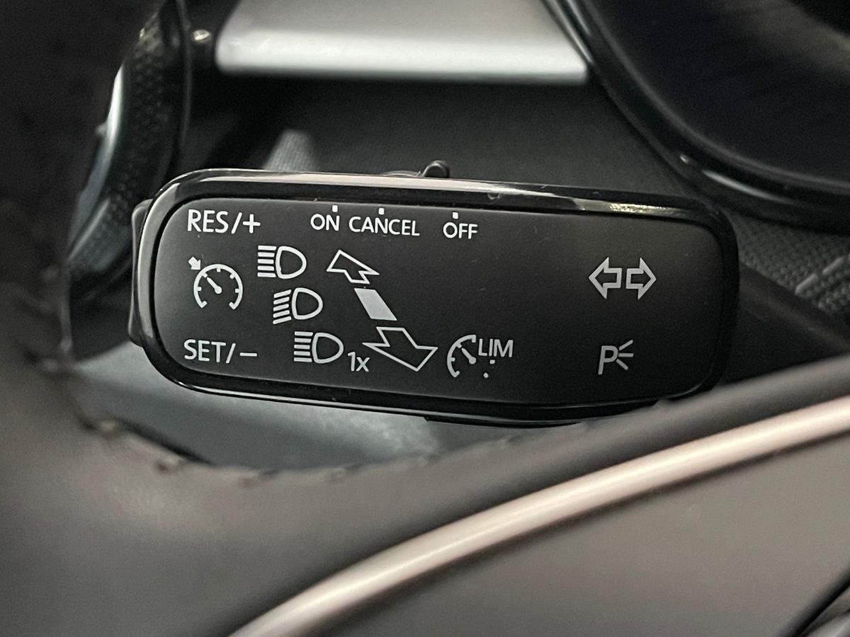 Skoda Fabia 1,0TSI Top Selection 5J Garantie