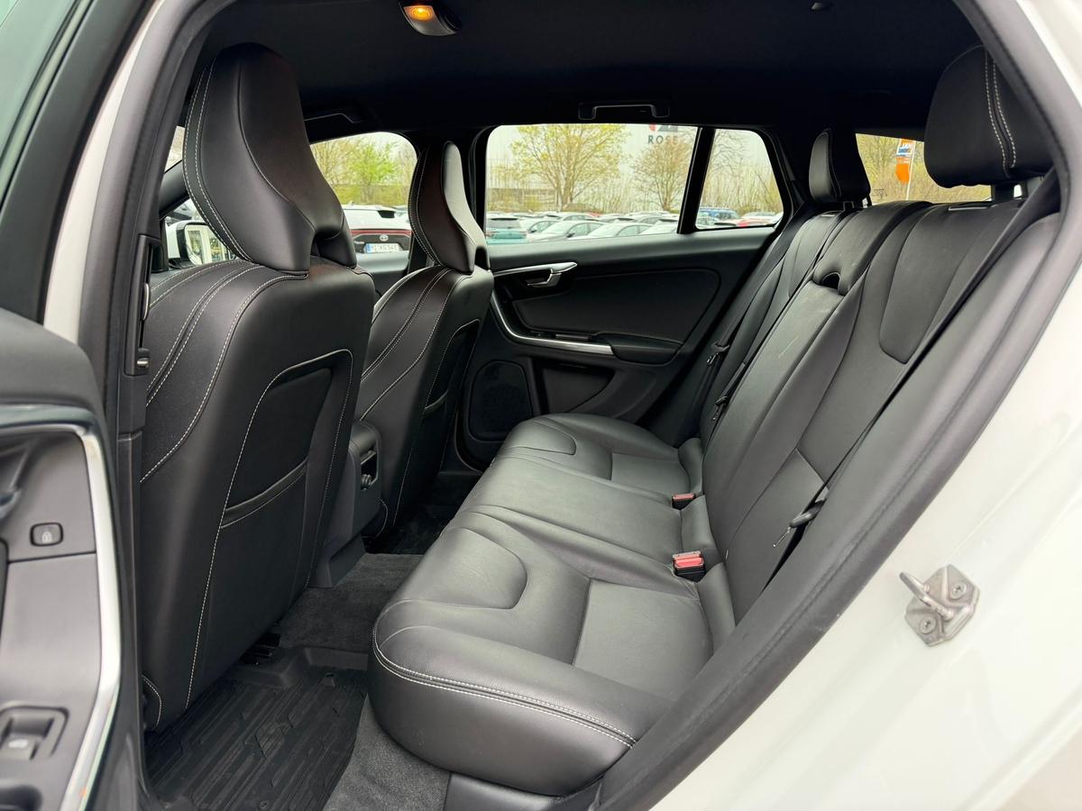 Volvo V60 Allwetterreifen + Kamera