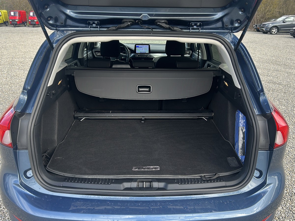 Ford Focus 1.0 EcoBoost Titanium *LED*Klima*SHZ*