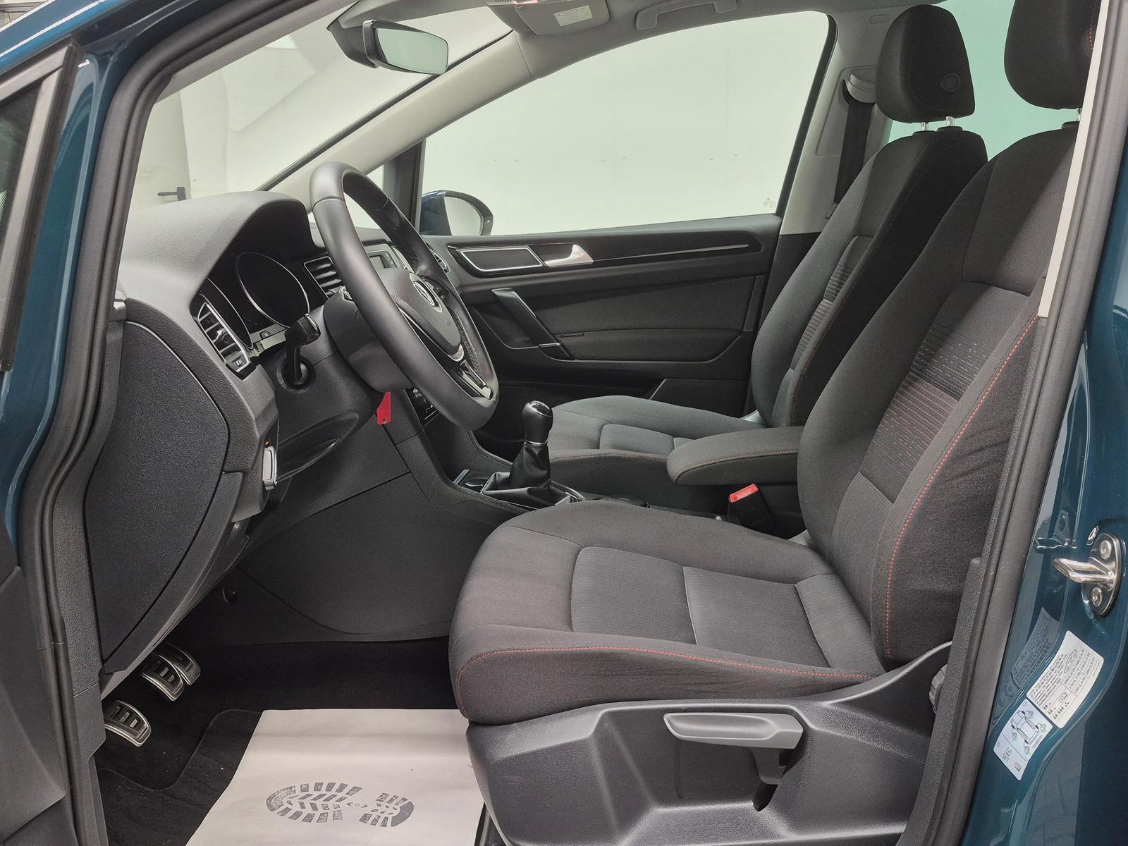 Volkswagen Golf Sportsvan Sound Dynaudio/App-C/SHZ/PDC/17LM