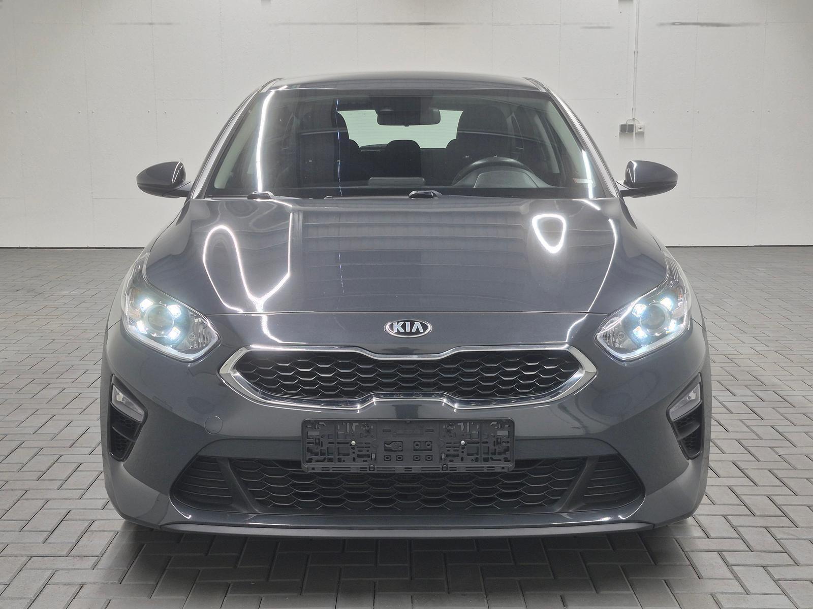 Kia cee'd / Ceed Cee'd Carplay/SHZ/LHZ/PDC/Kam/Tempom./16-LM