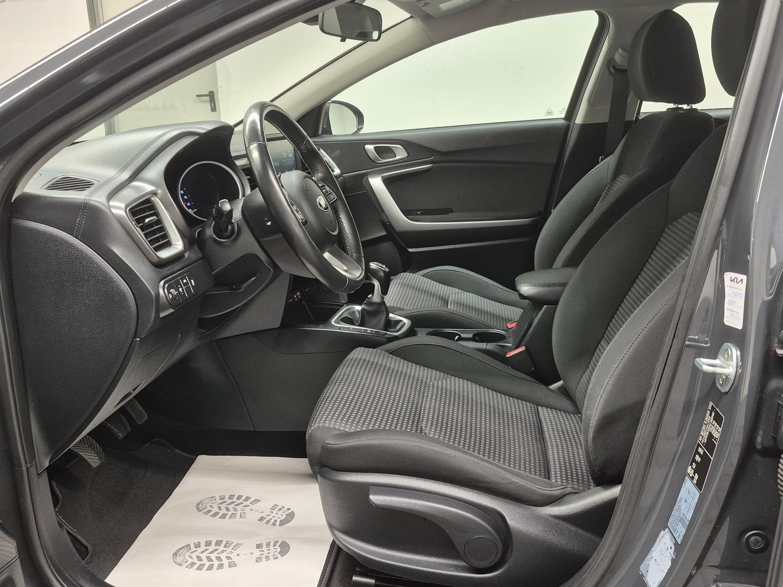 Kia cee'd / Ceed Cee'd Carplay/SHZ/LHZ/PDC/Kam/Tempom./16-LM