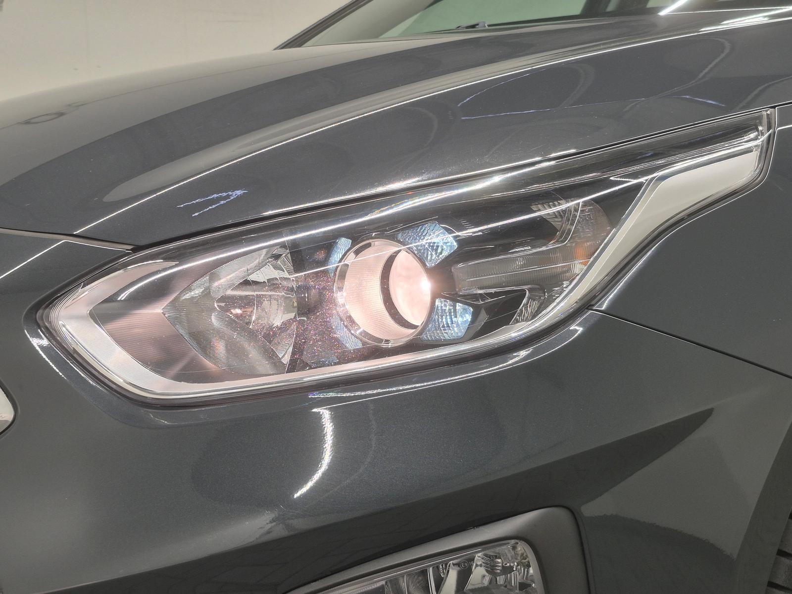Kia cee'd / Ceed Cee'd Carplay/SHZ/LHZ/PDC/Kam/Tempom./16-LM