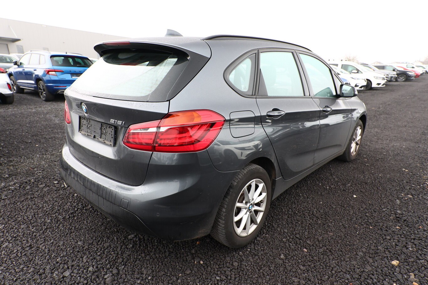 BMW 218 i Active Tourer Advantage Pano LED Nav SHZ