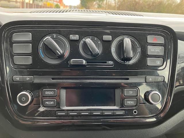 Volkswagen up! Einparkhilfe* Tempomat * neuer TÜV