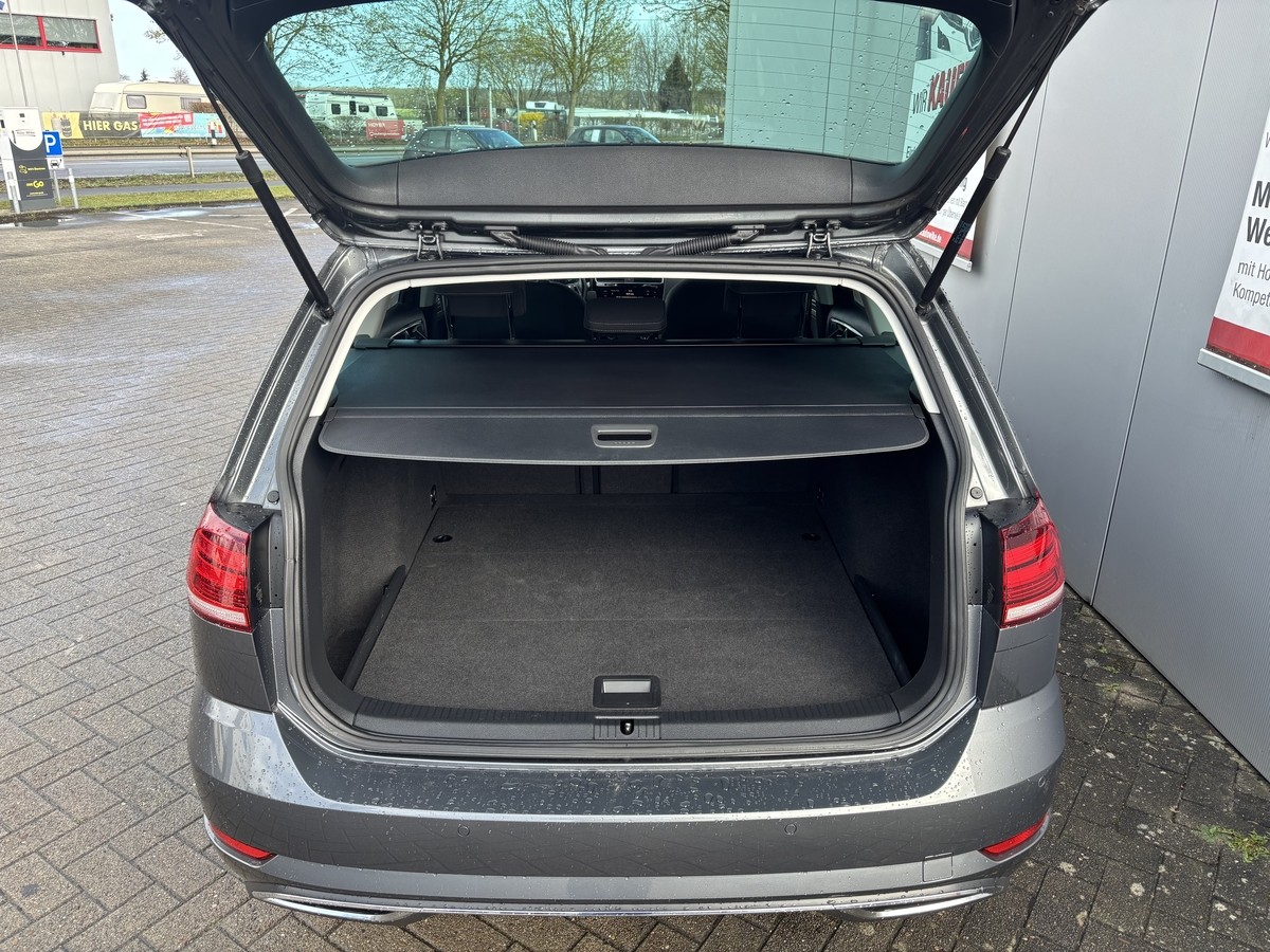 Volkswagen Golf 1.5 TSI Highline AUTOMATIK*LED*PDC*SITZHEIZUNG