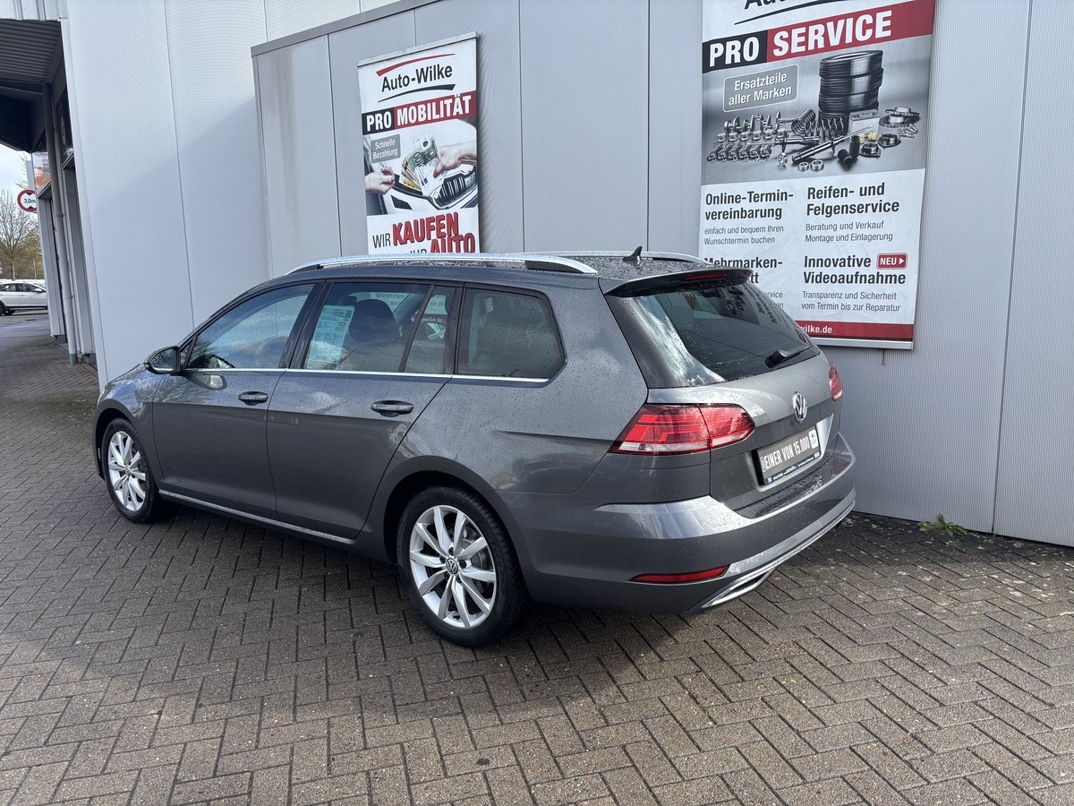 Volkswagen Golf 1.5 TSI Highline AUTOMATIK*LED*PDC*SITZHEIZUNG