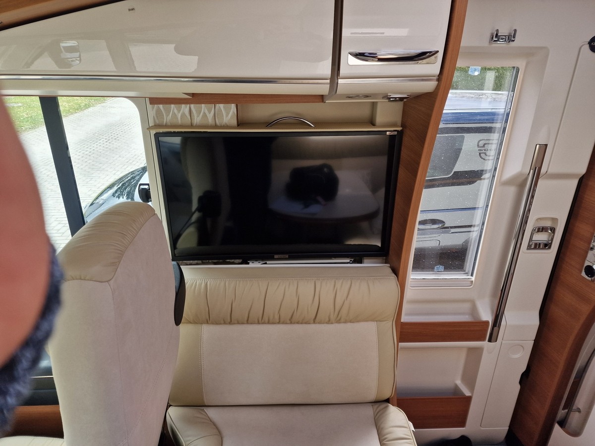 Carthago Mercedes Mercedes*Chic C-Line I 5,0 QB/L heavy*AHK*Navi*LED