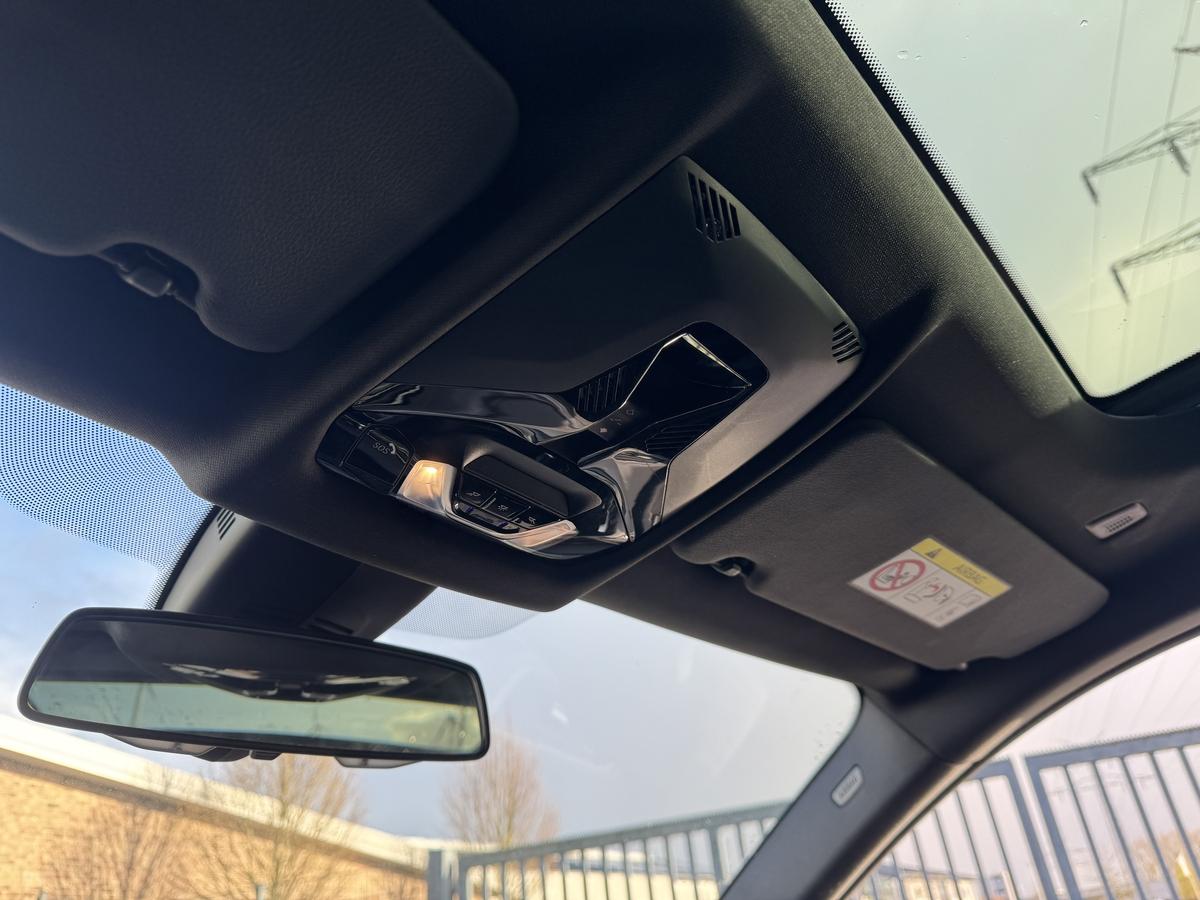 BMW 220 i+M-SportPaket+LED+Leder+Spurhalte