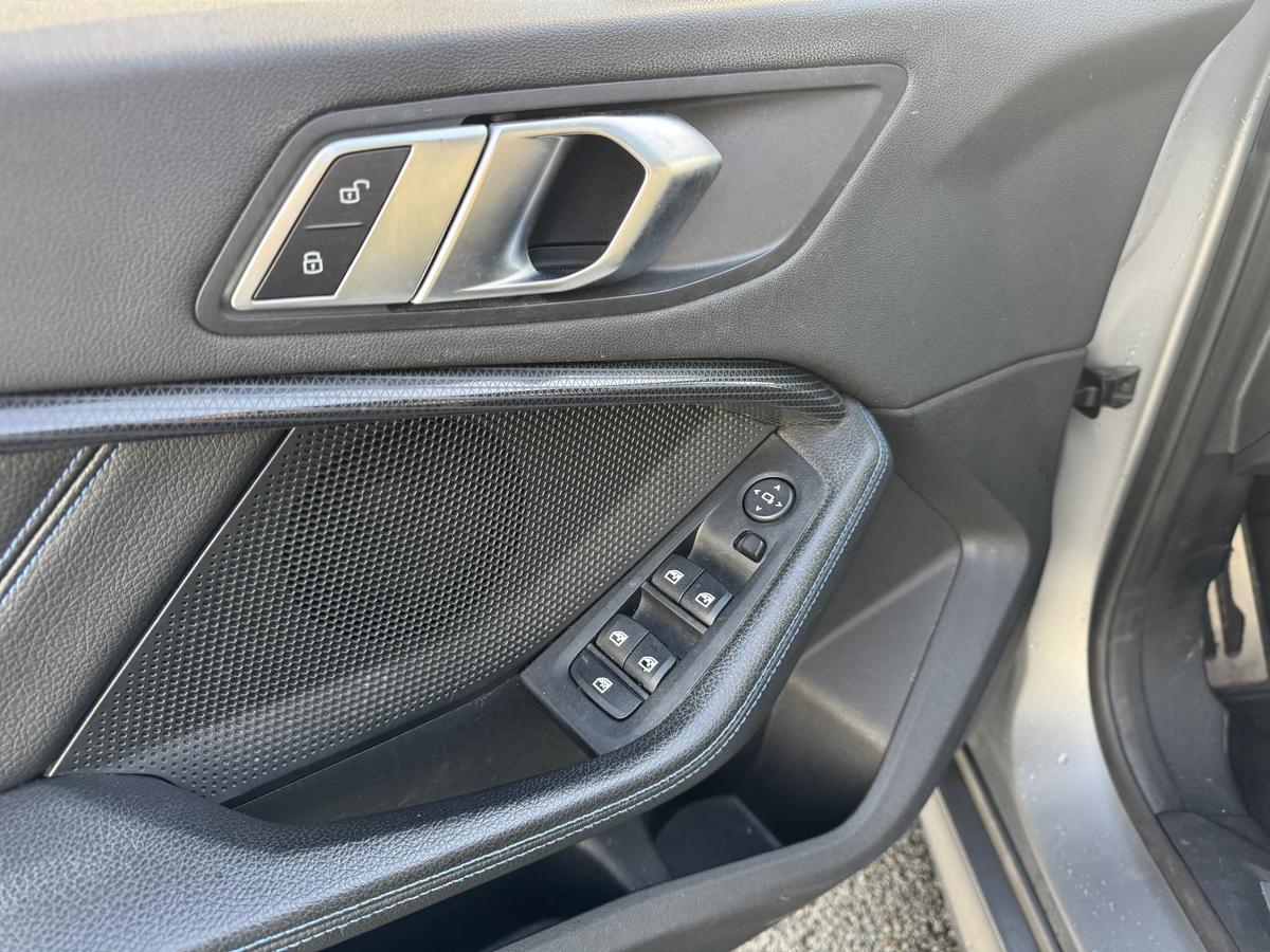 BMW 220 i+M-SportPaket+LED+Leder+Spurhalte