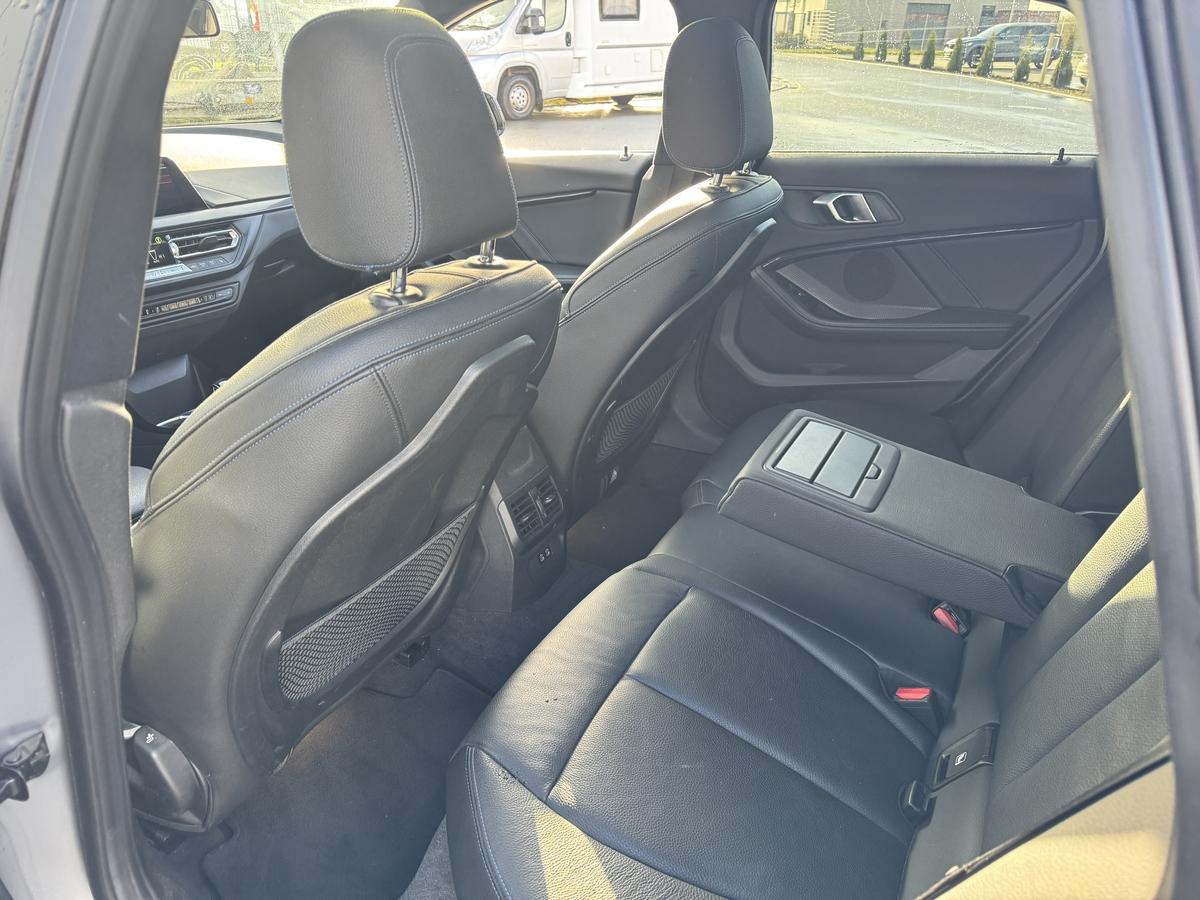 BMW 220 i+M-SportPaket+LED+Leder+Spurhalte