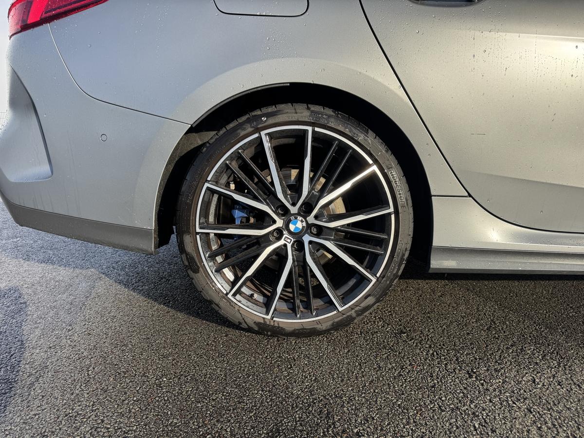 BMW 220 i+M-SportPaket+LED+Leder+Spurhalte