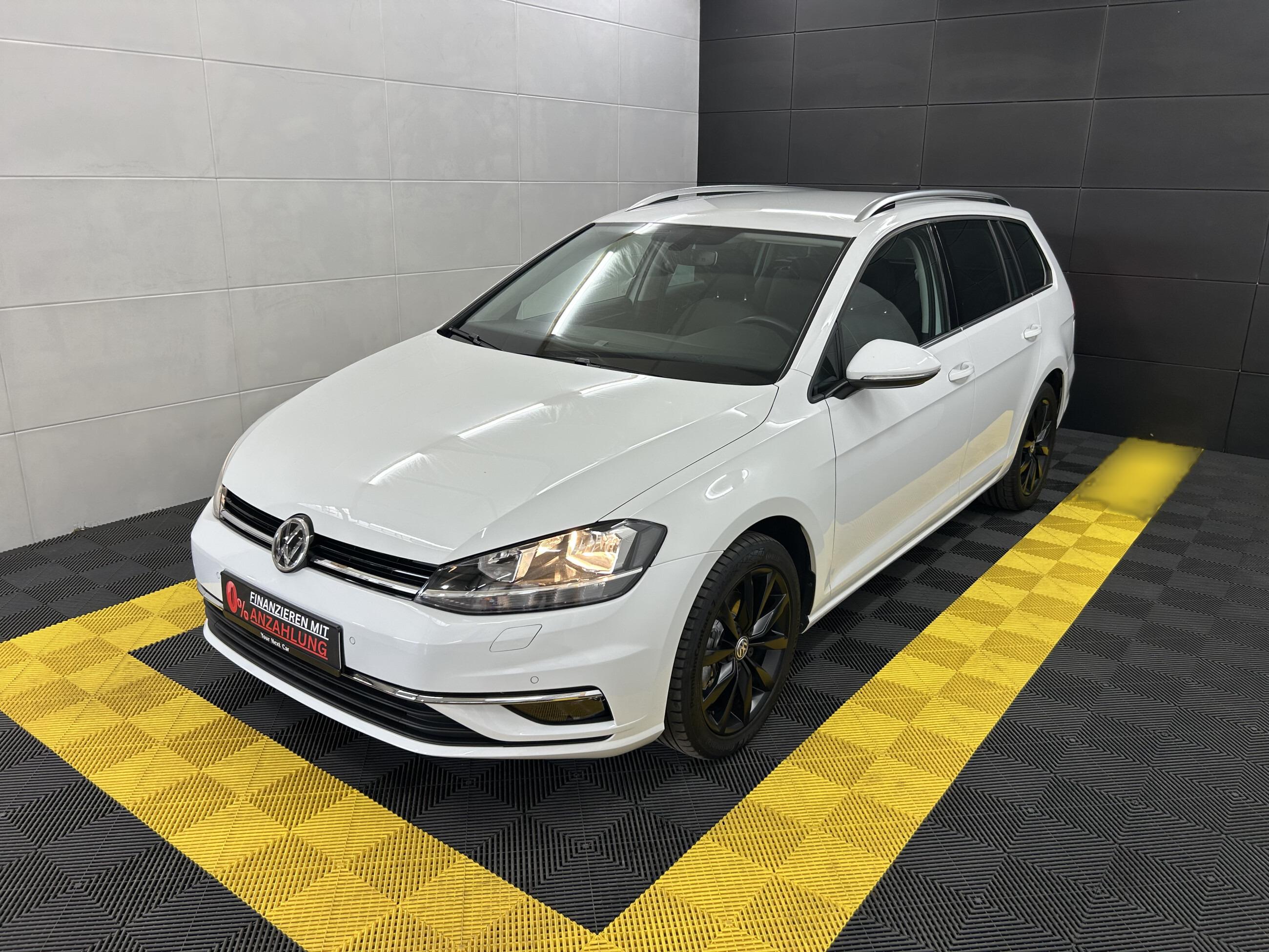 Volkswagen Golf Highline ACC+LED+Massage+Kamera+DAB+PDC+ISO