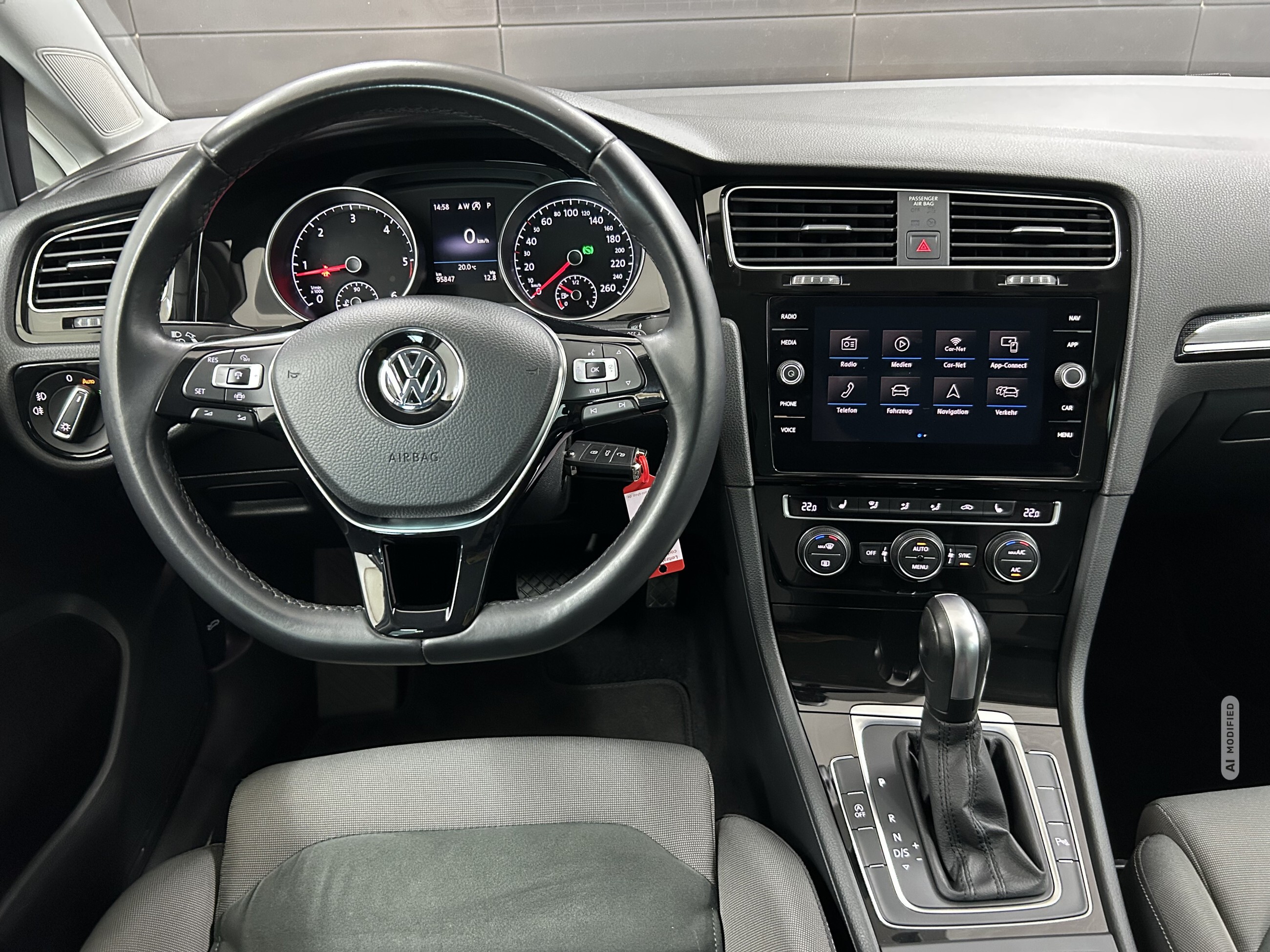 Volkswagen Golf Highline ACC+LED+Massage+Kamera+DAB+PDC+ISO