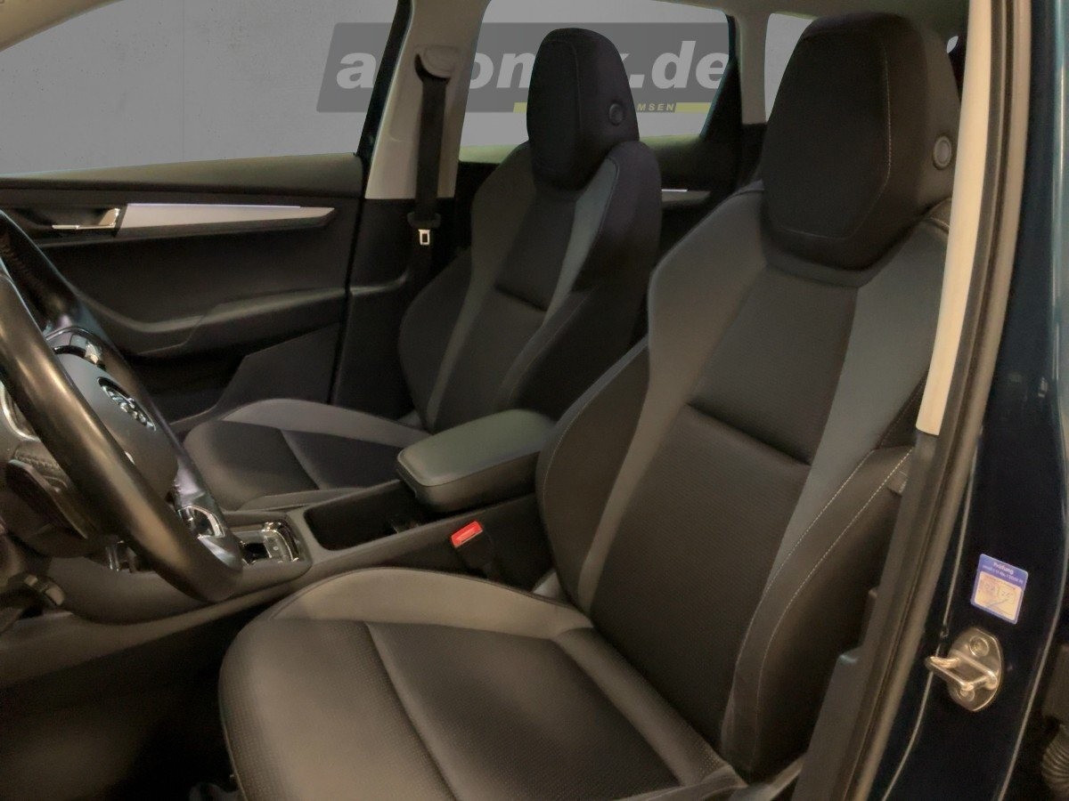 Skoda Karoq 2.0 TDI Tour ACC,AHK,AUTOM.,LED,Navi,SHZ