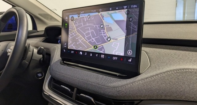 Skoda Enyaq Loft 60 Wärmepumpe DAB KAM CarPlay ACC