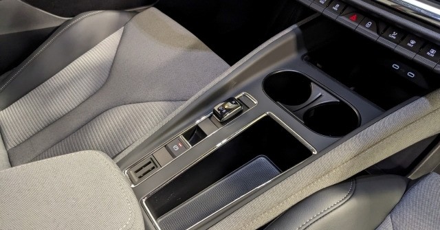 Skoda Enyaq Loft 60 Wärmepumpe DAB KAM CarPlay ACC