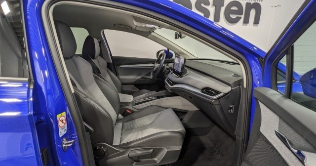 Skoda Enyaq Loft 60 Wärmepumpe DAB KAM CarPlay ACC