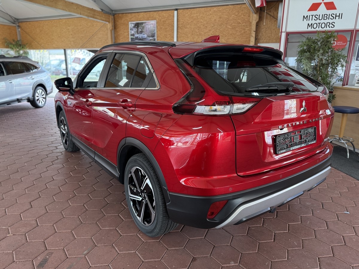 Mitsubishi Eclipse Cross Plug-In Hybrid Plus 2.4 AHK. SDA mit Navi