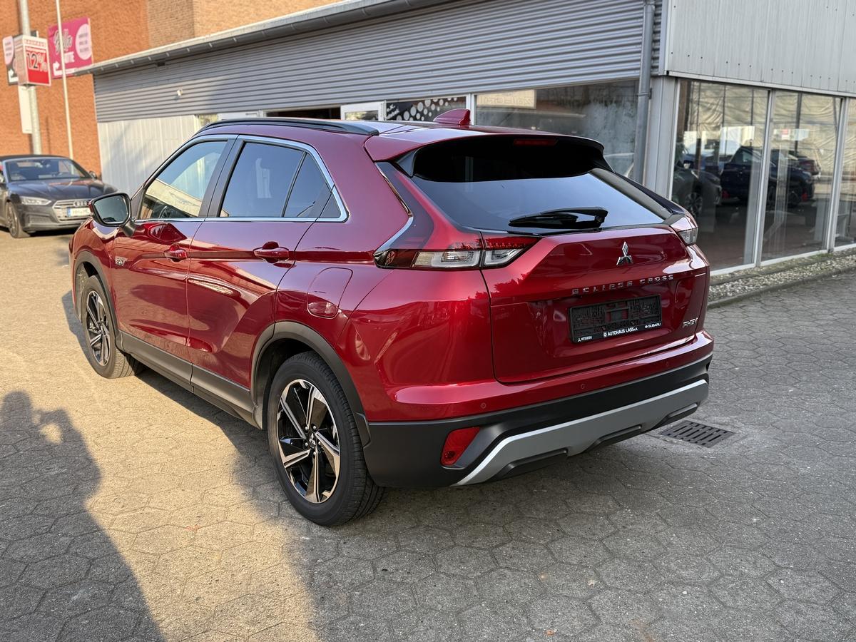 Mitsubishi Eclipse Cross Plug-In Hybrid Plus 2.4 SDA mit Navi