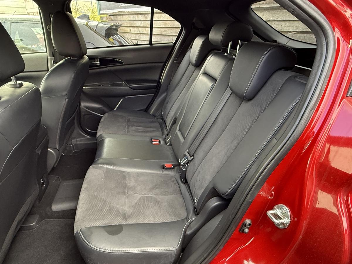 Mitsubishi Eclipse Cross Plug-In Hybrid Plus 2.4 SDA mit Navi