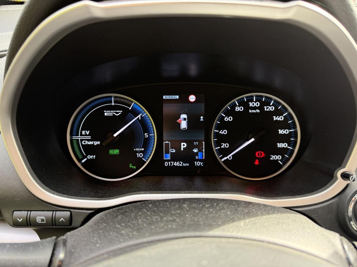 Mitsubishi Eclipse Cross PHEV Plus mit Select Paket WKR. wenig KM.