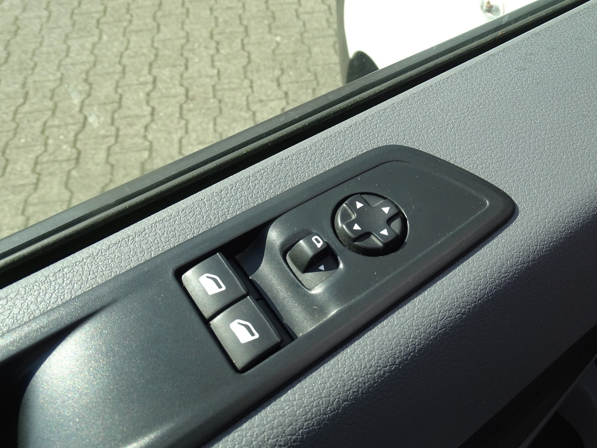 Citroën Jumpy 2.0 BlueHDi 145 L3H1 XL Control Klima PDC