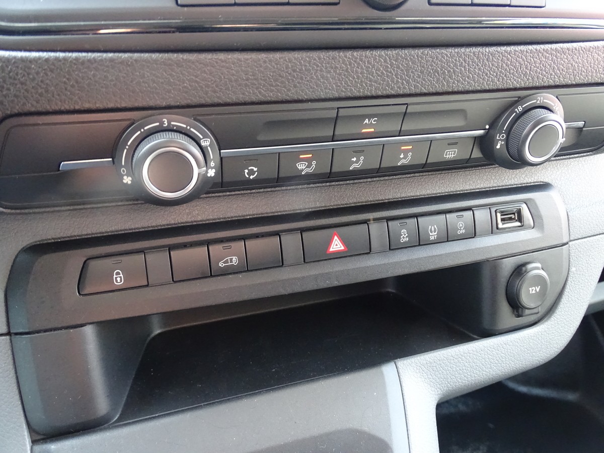 Citroën Jumpy 2.0 BlueHDi 145 L3H1 XL Control Klima PDC