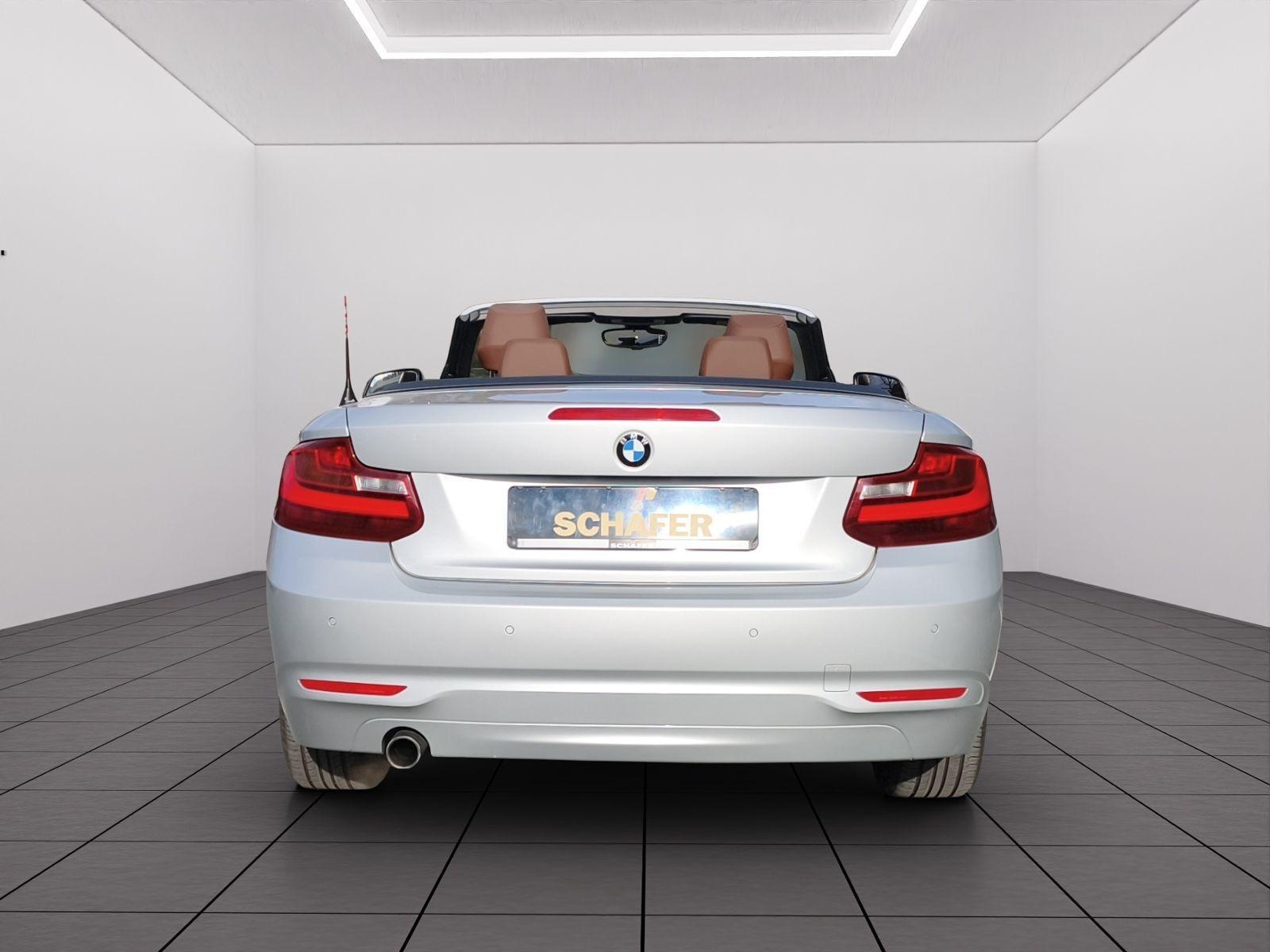 BMW 218 i Cabrio Aut./Leder/SHZ/Navi/PDC v.+h