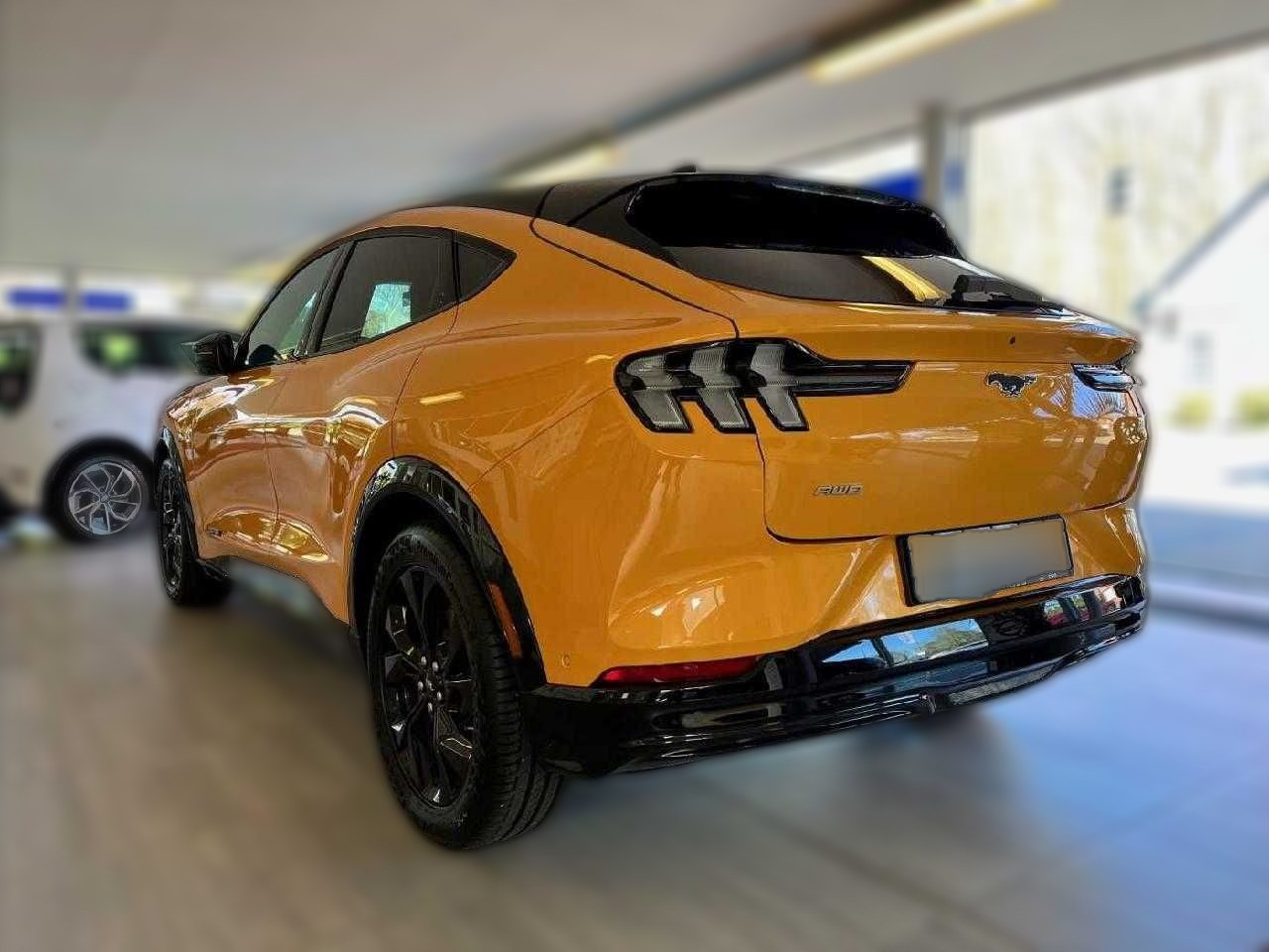 Ford Mustang Mach-E Premium AWD