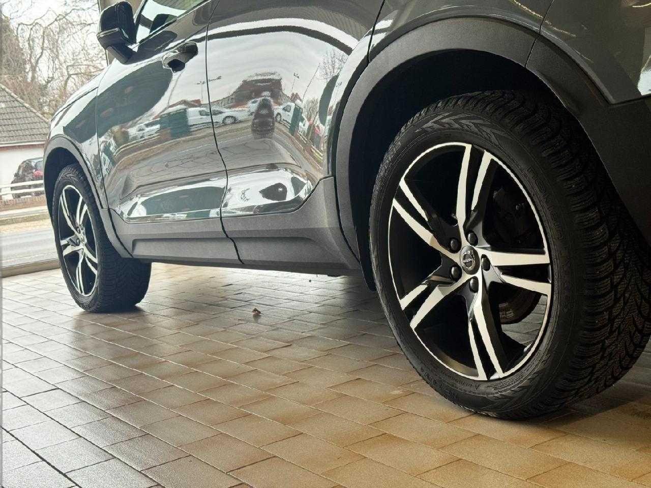 Volvo XC40 Ultimate Dark 2WD