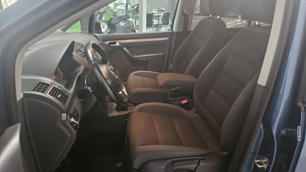 Volkswagen Touran Comfortline BMT Navi Tempomat