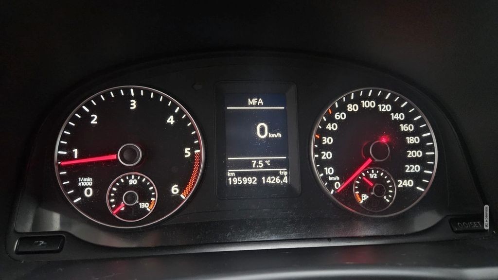 Volkswagen Touran Comfortline BMT Navi Tempomat