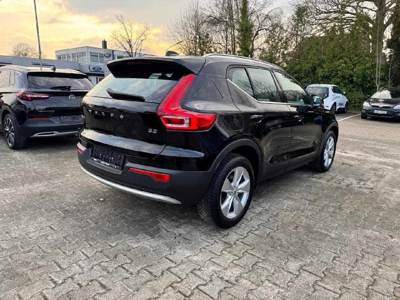 Volvo XC40 Plus Bright 2WD
