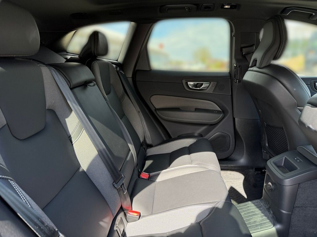 Volvo XC60 T6 Twin Engine AWD R Design NAVIGATION+LED