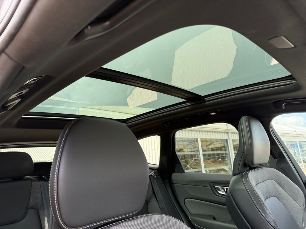 Volvo XC60 T6 Twin Engine AWD R Design NAVIGATION+LED