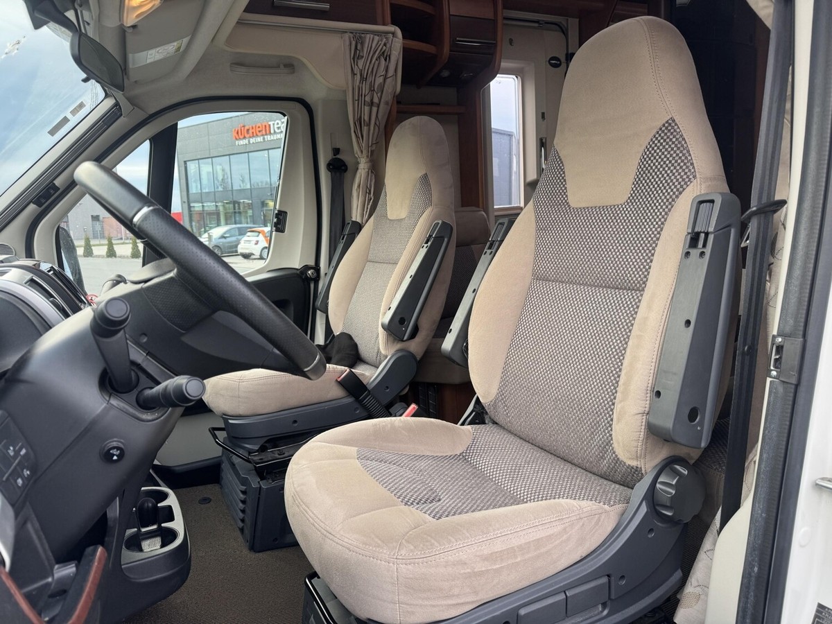 Carthago C-tourer T 142 Solar+Sat TV+Markise+Backofen