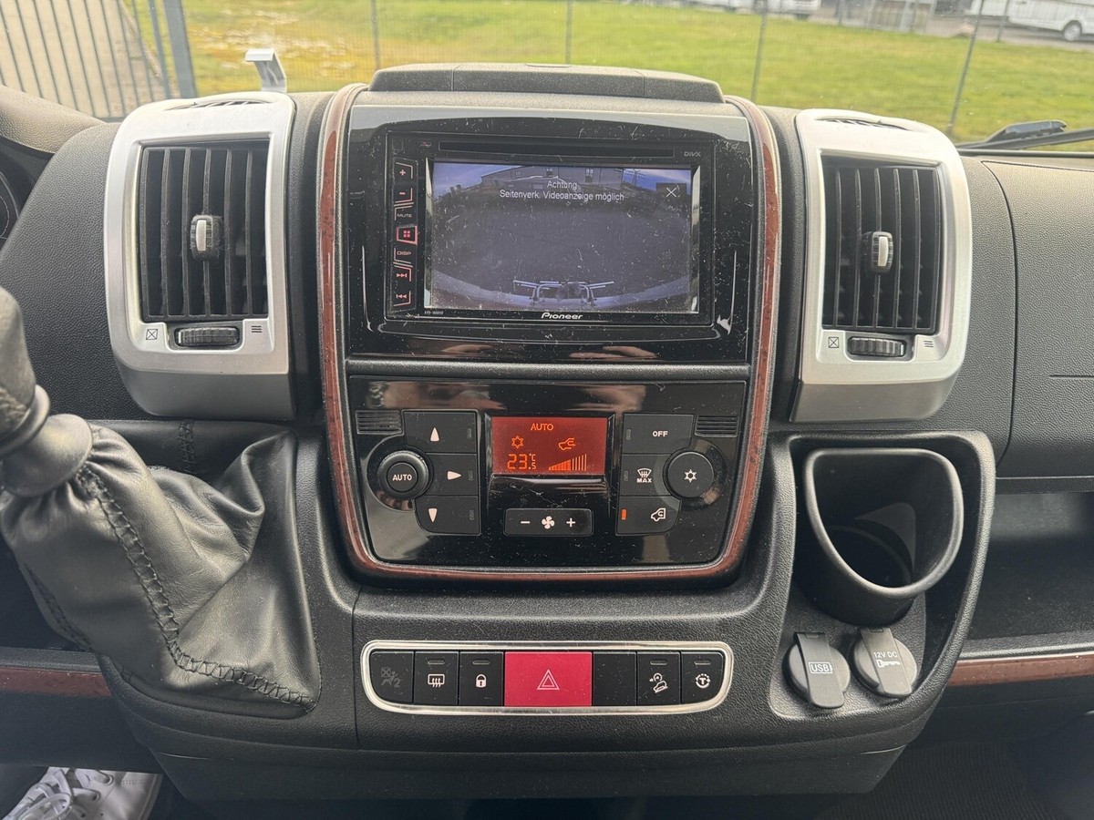 Carthago C-tourer T 142 Solar+Sat TV+Markise+Backofen